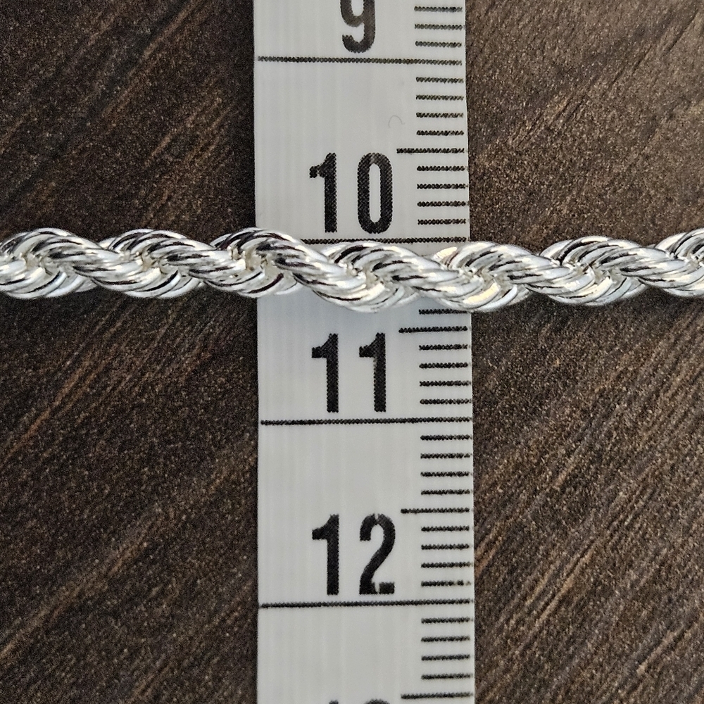 NEW Stamped Silver Twist Bracelet - Unisex - Picture 3 of 5